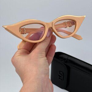Valentino Women BRAND NEW Sunglasses Beige Gold Nude Cat Eye V - GOLDCUT - II